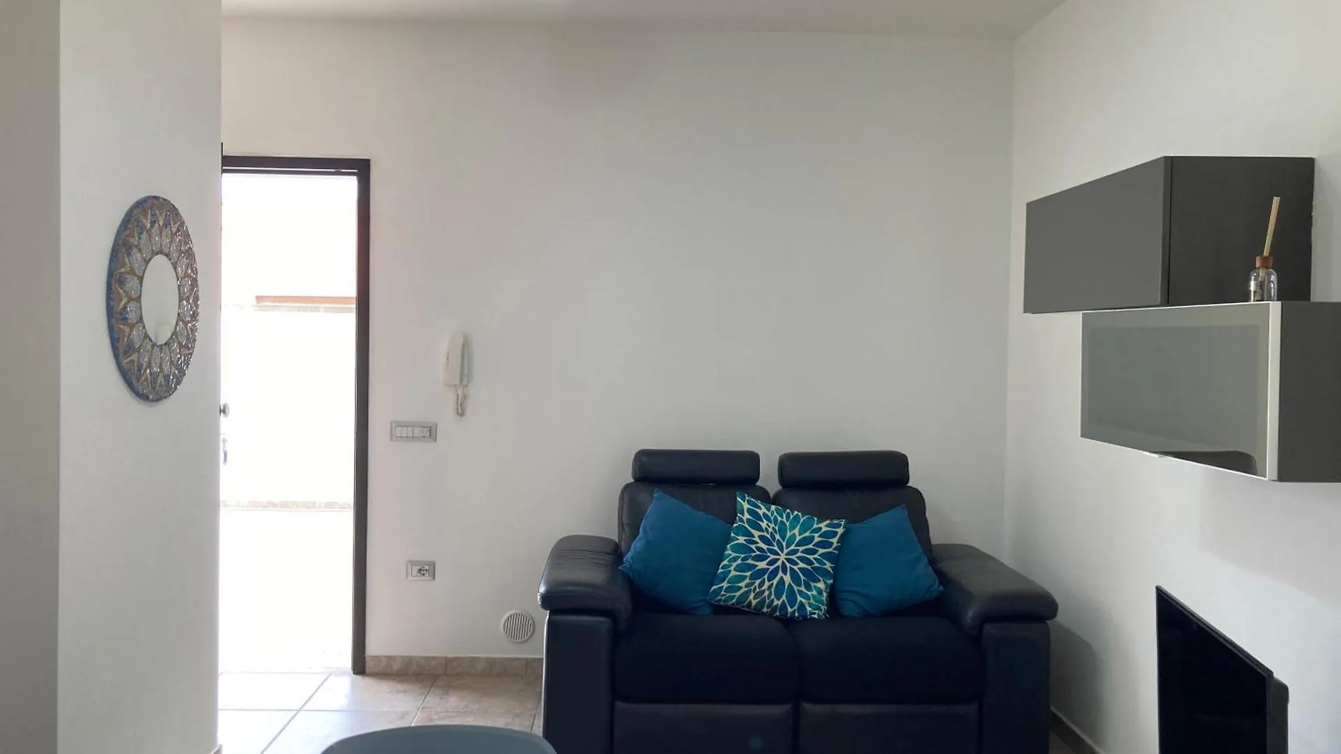 Casa Mosaico Iun R9770 Διαμέρισμα SantʼAntìoco 0*,  Ιταλία